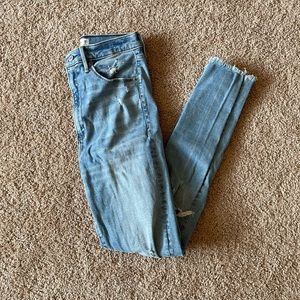 Abercrombie & Fitch distressed high waisted skinny jeans